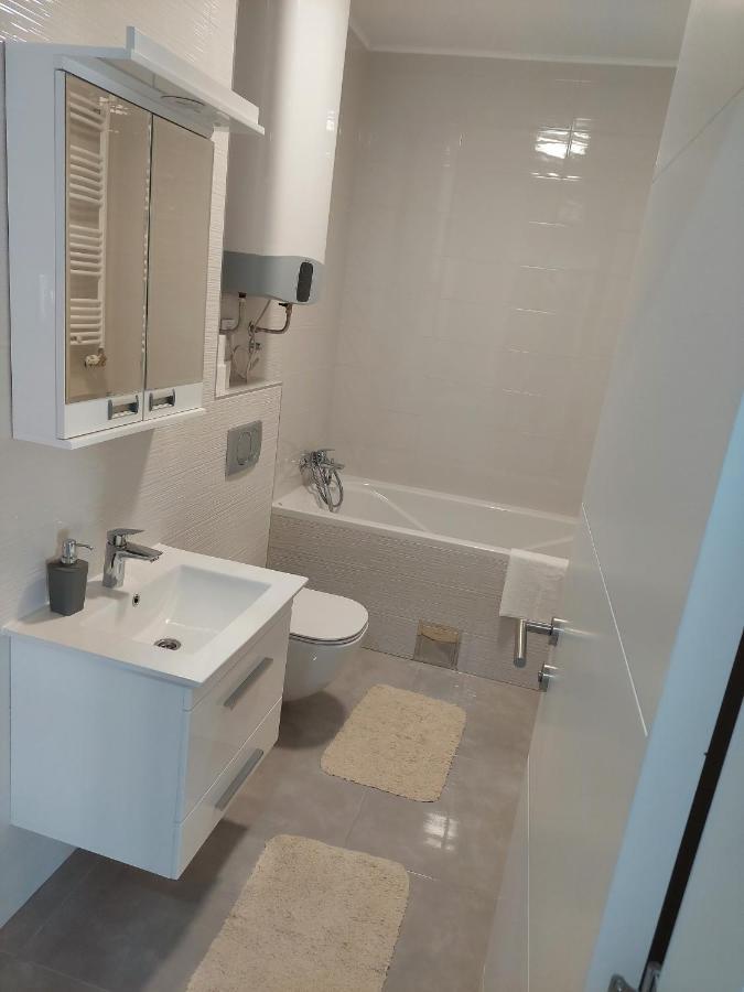 Apartman N&N Subotica Eksteriør billede