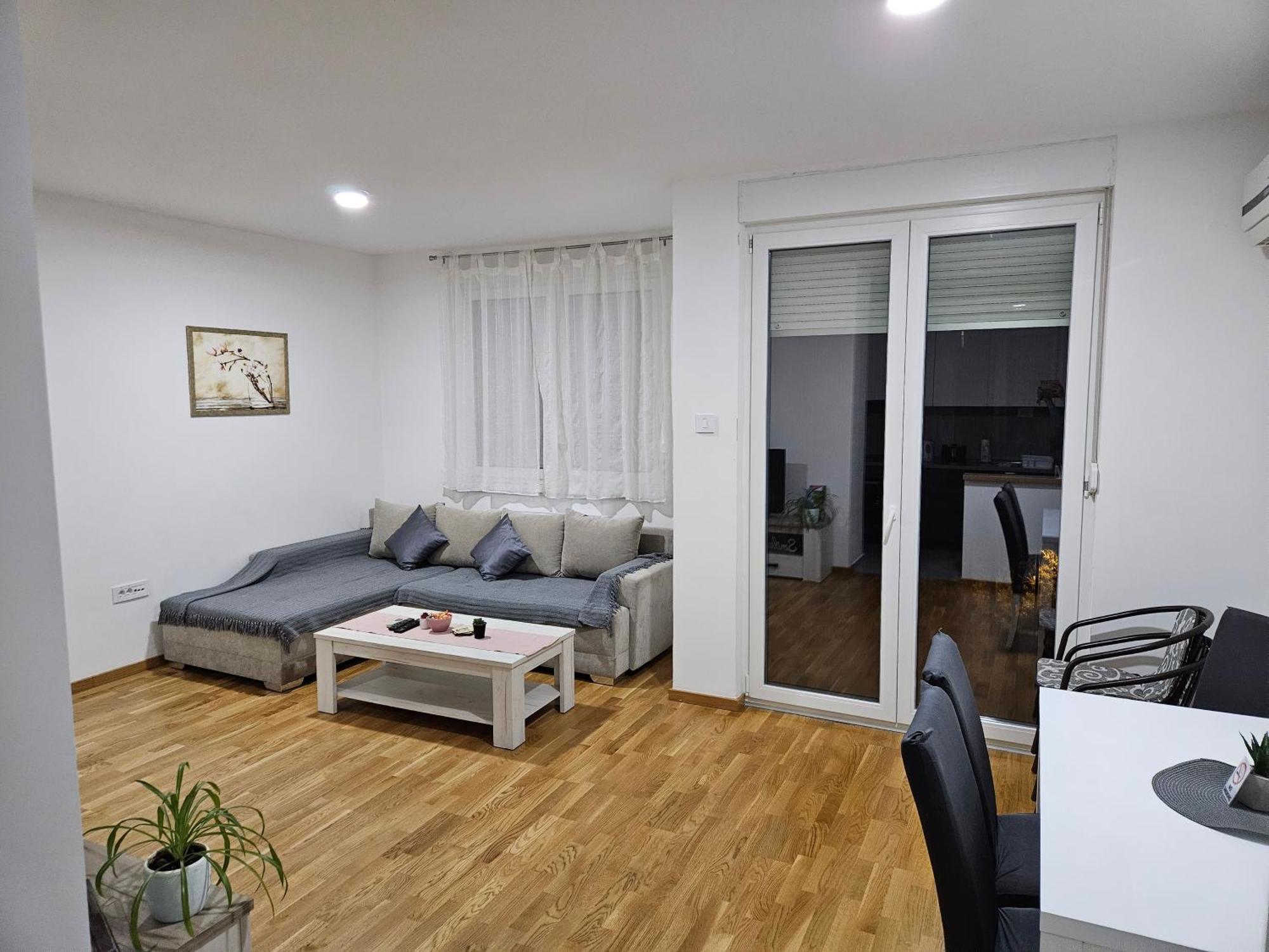 Apartman N&N Subotica Eksteriør billede